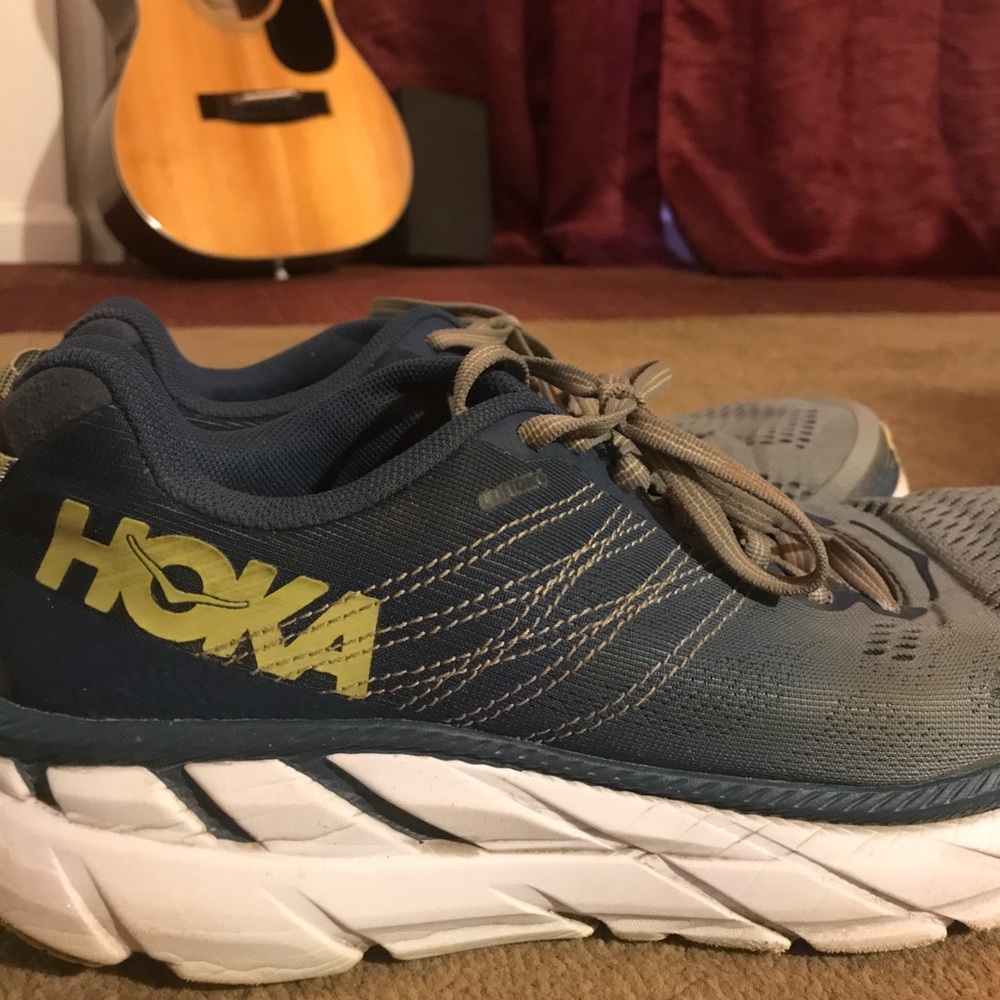 Women's Hoka One One Clifton 6 size 8 1/2